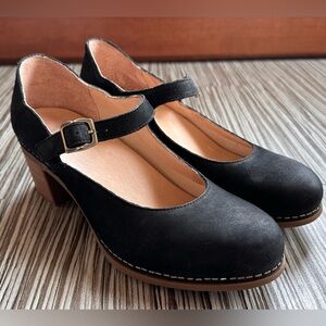 Dansko Harlo Nubuck Black Suede Mary Jane Wooden Heel Women's Size 39